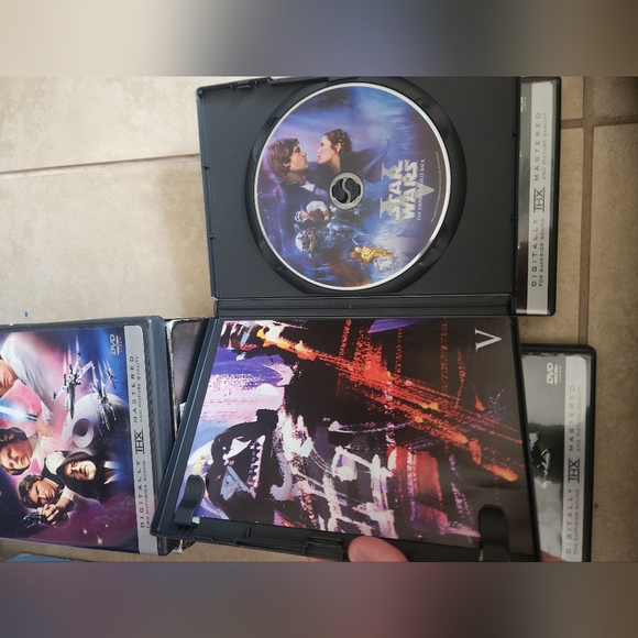 Star Wars Trilogy DVD 2004 4-Disc Set Widescreen (V) - Picture 3 of 11